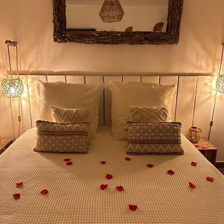 Le Clos De Camargue Gallician Bagian luar foto