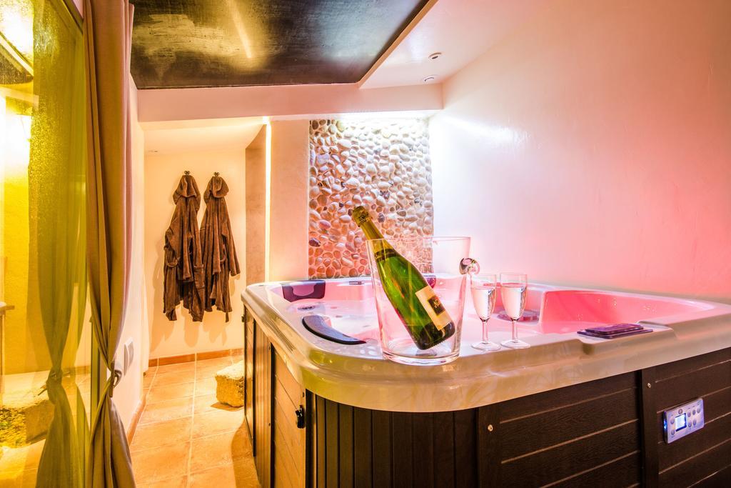 Le Clos De Camargue Gallician Ruang foto