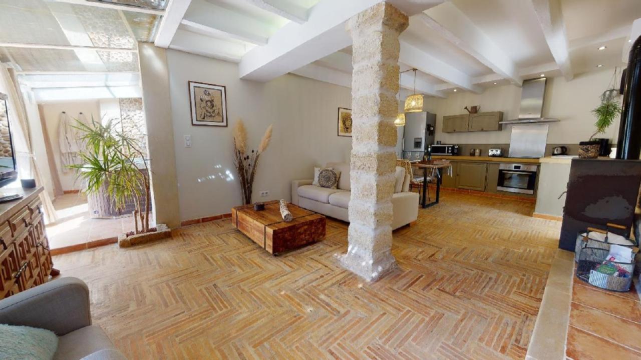 Le Clos De Camargue Gallician Bagian luar foto